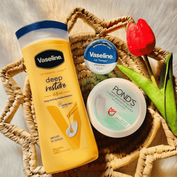 Student friendly combo 2 ( Vaseline lotion + ponds light moisturizer + Vaseline lip balm)
